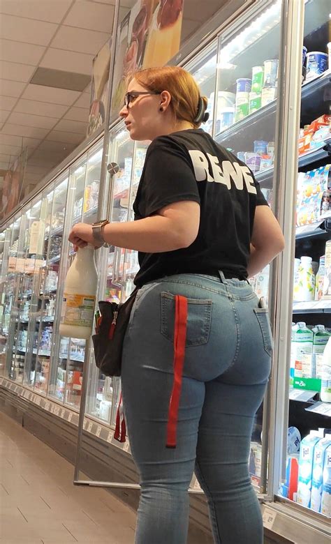 candidpawg